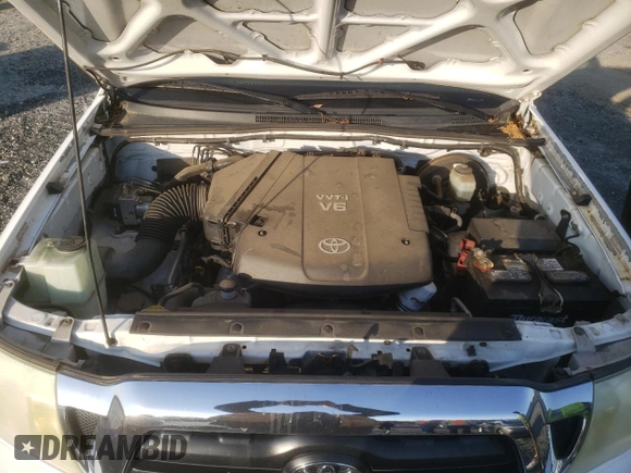 2008 Toyota Tacoma PreRunner with VIN 3TMJU62N98M068925, listed as a Copart auction lot 53834005 with 168,324 mi miles and Salvage title. Bid and sale history available at DreamBid. Image 11.