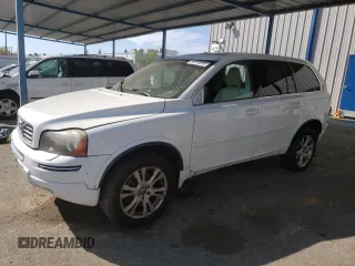2013 Volvo XC90 Premier Plus z VIN YV4952CZ6D1661270, wystawiony jako Copart lot #50819805 z przebiegiem 133 375 mil mil oraz Szkody całkowita. Historia ofert i sprzedaży dostępna na DreamBid. Obrazek 1.