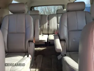 2010 GMC Yukon XL z VIN 1GKUKKE35AR211982, wystawiony jako Copart lot #43337575 z przebiegiem 246 457 mil mil oraz Szkoda całkowita • Salvage title. Historia ofert i sprzedaży dostępna na DreamBid. Obrazek 10.