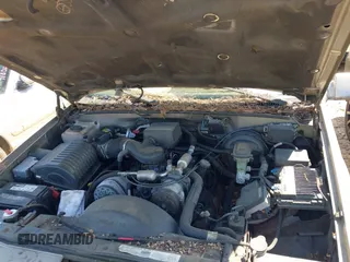 2000 Cadillac Escalade z VIN 1GYEK63R2YR209125, wystawiony jako IAAI lot #41854270 z przebiegiem 198 017 mil mil oraz . Historia ofert i sprzedaży dostępna na DreamBid. Obrazek 10.