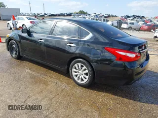 2017 Nissan Altima 2.5 SV with VIN 1N4AL3AP2HC177593, listed as a IAAI auction lot 41918149 with 173,257 mi miles. Bid and sale history available at carsss.com. Image 3.