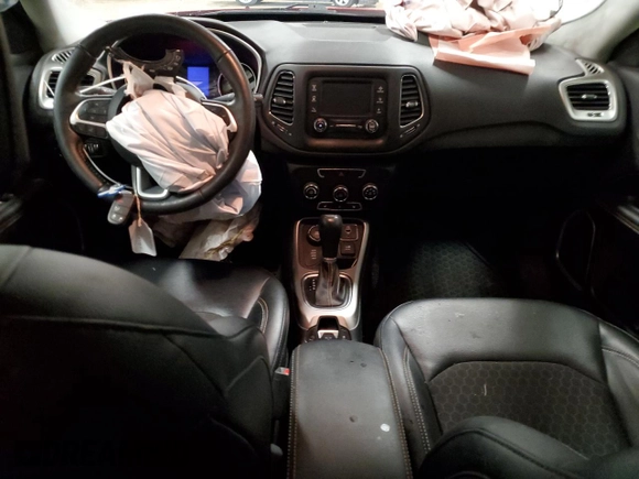 2017 Jeep Compass Latitude with VIN 3C4NJDBB7HT657028, listed as a Copart auction lot 52505255 with 65,482 mi miles and Clean Title. Bid and sale history available at carsss.com. Image 8.