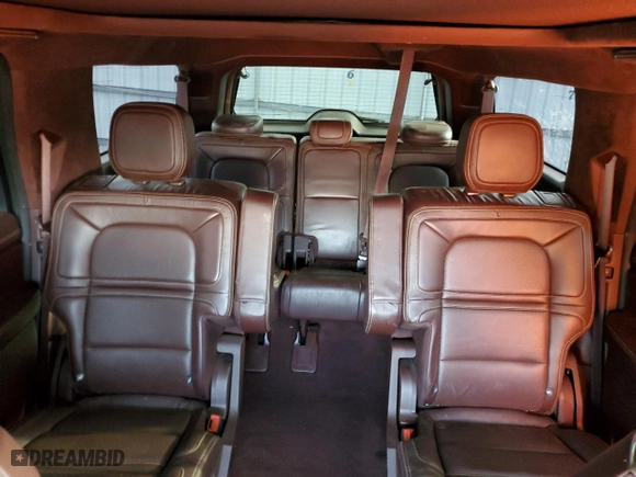 2019 Lincoln Navigator L Black Label with VIN 5LMJJ3TT5KEL18249, listed as a Copart auction lot 44564145 with 87,025 mi miles and Salvage Title. Bid and sale history available at carsss.com. Image 10.
