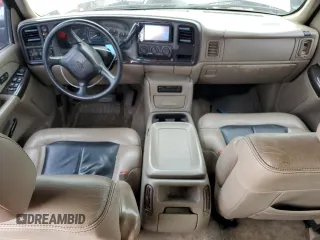2002 Chevrolet Silverado 1500HD LT z VIN 1GCGK13U12F107247, wystawiony jako Copart lot #51386725 z przebiegiem 201 242 mil mil oraz Szkoda całkowita • Salvage title. Historia ofert i sprzedaży dostępna na DreamBid. Obrazek 8.