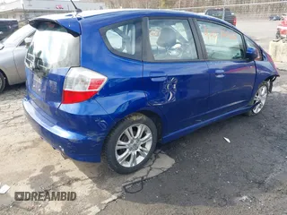 2009 Honda Fit Sport with VIN JHMGE88459S053654, listed as a IAAI auction lot 42036062 with 190,246 mi miles. Bid and sale history available at carsss.com. Image 4.