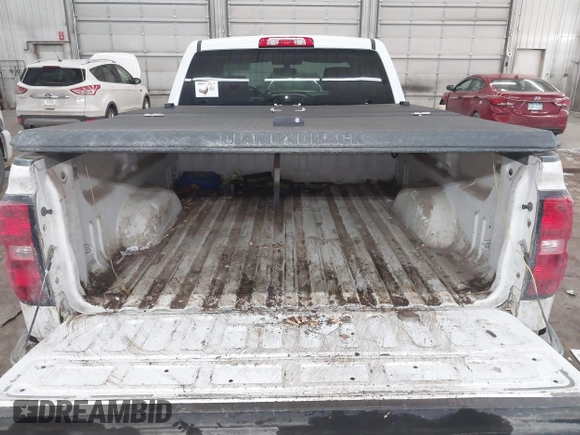 2015 Chevrolet Silverado 1500 LT with VIN 1GCVKREC5FZ175730, listed as a IAAI auction lot 41569809 with 200,755 mi miles. Bid and sale history available at carsss.com. Image 16.