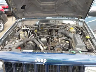 1998 Jeep Cherokee Sport with VIN 1J4FJ68S0WL269553, listed as a IAAI auction lot 42207389 with 261,377 mi miles and . Bid and sale history available at DreamBid. Image 10.