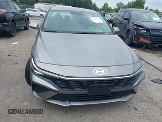 2024 Hyundai Elantra SEL с VIN KMHLM4DG1RU677138, выставлен на аукционе IAAI как лот 42788855 с пробегом 36 696 миль миль и . История ставок и продаж доступна на DreamBid. Изображение 12.