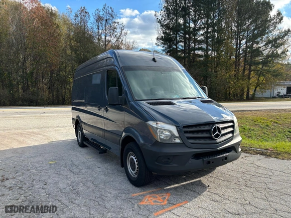 2018 Mercedes-Benz Sprinter Cargo Van Worker with VIN WD3PE7CD9JP628519, listed as a Copart auction lot 84694564 with 112,836 mi miles and Clean Title. Bid and sale history available at carsss.com. Image 1.