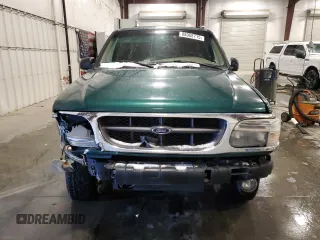 2001 Ford Explorer XLT with VIN 1FMZU63E71ZA80010, listed as a Copart auction lot 88068715 with 112,239 mi miles and Salvage title. Bid and sale history available at DreamBid. Image 5.