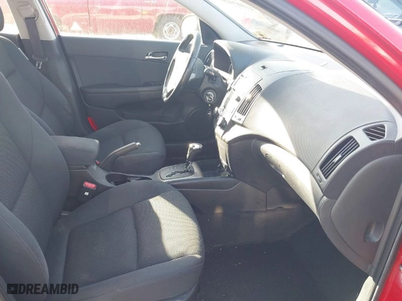 2010 Hyundai Elantra Touring SE with VIN KMHDC8AE8AU070112, listed as a IAAI auction lot 41803426 with 117,816 mi miles. Bid and sale history available at carsss.com. Image 5.