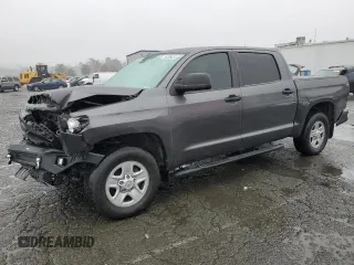 2018 Toyota Tundra 2WD SR5 with VIN 5TFEY5F10JX238564, listed as a Copart auction lot 85536024 with 121,529 mi miles and Salvage Title. Bid and sale history available at carsss.com. Image 1.