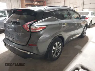 2016 Nissan Murano SL z VIN 5N1AZ2MH5GN125297, wystawiony jako IAAI lot #41973437 z przebiegiem 76 391 mil mil oraz . Historia ofert i sprzedaży dostępna na DreamBid. Obrazek 4.