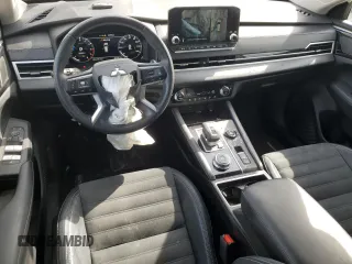 2022 Mitsubishi Outlander SE z VIN JA4J3UA89NZ034457, wystawiony jako Copart lot #50661295 z przebiegiem 34 193 mil mil oraz Szkoda całkowita • Salvage title. Historia ofert i sprzedaży dostępna na DreamBid. Obrazek 8.