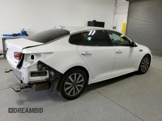 2020 Kia Optima EX Premium with VIN 5XXGU4L11LG414129, listed as a Copart auction lot 47490225 with 76,063 mi miles and Clean Title. Bid and sale history available at carsss.com. Image 3.