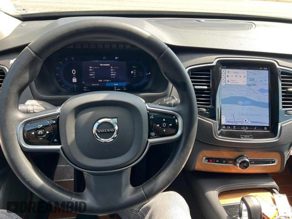 2023 Volvo XC90 Plus Bright Theme with VIN YV4H60CN8P1985514, listed as a Copart auction lot 60407985 with 117,257 mi miles and Clean title. Bid and sale history available at DreamBid. Image 7.