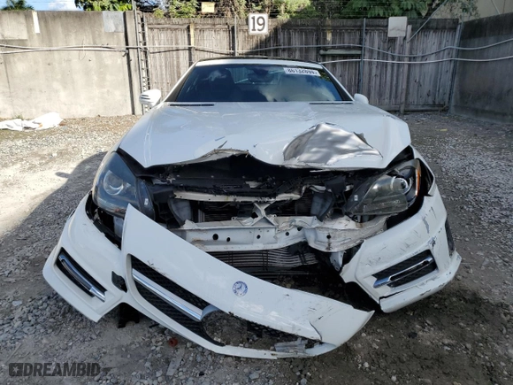 2015 Mercedes-Benz SLK-Class SLK 250 with VIN WDDPK4HA2FF107043, listed as a Copart auction lot 86132894 with 31,542 mi miles and Salvage Title. Bid and sale history available at carsss.com. Image 5.