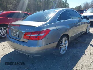 2013 Mercedes-Benz E-Class E 350 with VIN WDDKJ8JB3DF210590, listed as a IAAI auction lot 41813869 with 77,247 mi miles. Bid and sale history available at carsss.com. Image 4.