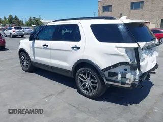 2017 Ford Explorer Sport с VIN 1FM5K8GT0HGD56395, выставлен на аукционе IAAI как лот 42610283 с пробегом 138 891 миль миль и . История ставок и продаж доступна на DreamBid. Изображение 3.