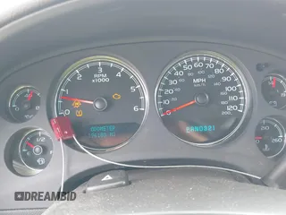 2008 Chevrolet Suburban LTZ z VIN 3GNFK16368G204571, wystawiony jako IAAI lot #42409971 z przebiegiem 196 180 mil mil oraz . Historia ofert i sprzedaży dostępna na DreamBid. Obrazek 7.