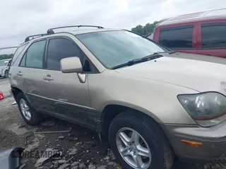 1999 Lexus RX 300 z VIN JT6GF10U8X0029642, wystawiony jako IAAI lot #42188006 z przebiegiem 350 865 mil mil oraz . Historia ofert i sprzedaży dostępna na DreamBid. Obrazek 13.