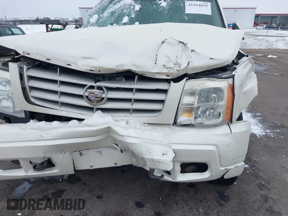 2006 Cadillac Escalade z VIN 1GYEK63N36R149382, wystawiony jako IAAI lot #41164835 z przebiegiem Nie podano mil oraz . Historia ofert i sprzedaży dostępna na DreamBid. Obrazek 6.