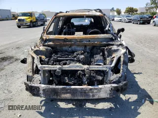 2023 Toyota RAV4 XLE Premium z VIN 2T3A1RFV4PW389370, wystawiony jako Copart lot #55143995 z przebiegiem Nie podano mil oraz Nie do naprawy • Non repairable. Historia ofert i sprzedaży dostępna na DreamBid. Obrazek 5.