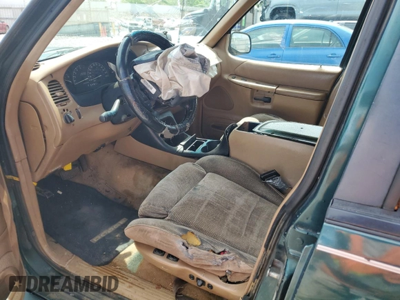 1995 Ford Explorer Eddie Bauer z VIN 1FMDU32X9SUC06085, wystawiony jako Copart lot #55322785 z przebiegiem 248 871 mil mil oraz Szkoda całkowita • Salvage title. Historia ofert i sprzedaży dostępna na DreamBid. Obrazek 7.