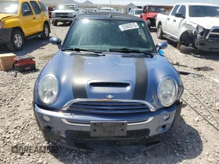 2007 MINI Convertible S z VIN WMWRH33577TL94482, wystawiony jako Copart lot #55502015 z przebiegiem 118 957 mil mil oraz Szkoda całkowita • Salvage title. Historia ofert i sprzedaży dostępna na DreamBid. Obrazek 5.