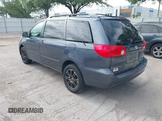 2009 Toyota Sienna XLE with VIN 5TDZK22C99S263134, listed as a IAAI auction lot 42427811 with 171,417 mi miles and . Bid and sale history available at DreamBid. Image 3.