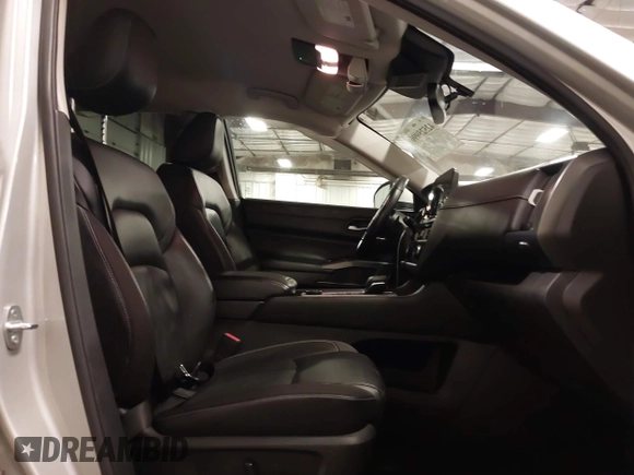 2022 Nissan Pathfinder SL with VIN 5N1DR3CC0NC271821, listed as a IAAI auction lot 42525996 with 62,555 mi miles and . Bid and sale history available at DreamBid. Image 5.