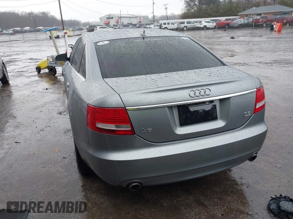 2008 Audi A6 z VIN WAUDH74F48N144440, wystawiony jako IAAI lot #41717899 z przebiegiem 207 526 mil mil oraz . Historia ofert i sprzedaży dostępna na DreamBid. Obrazek 3.