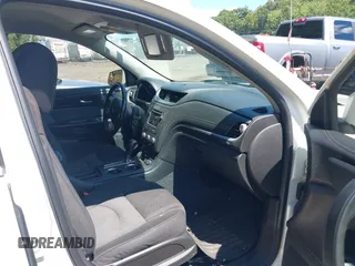 2015 Chevrolet Traverse LT with VIN 1GNKVGKD5FJ141773, listed as a IAAI auction lot 41130794 with 100,370 mi miles and . Bid and sale history available at DreamBid. Image 5.