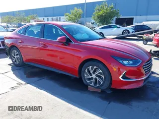 2020 Hyundai Sonata Hybrid Blue with VIN KMHL24JJ1LA009550, listed as a IAAI auction lot 41265226 with 85,347 mi miles. Bid and sale history available at carsss.com. Image 1.