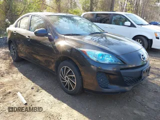 2013 Mazda Mazda3 i Sport with VIN JM1BL1UP9D1827153, listed as a IAAI auction lot 42115626 with 124,014 mi miles. Bid and sale history available at carsss.com. Image 1.