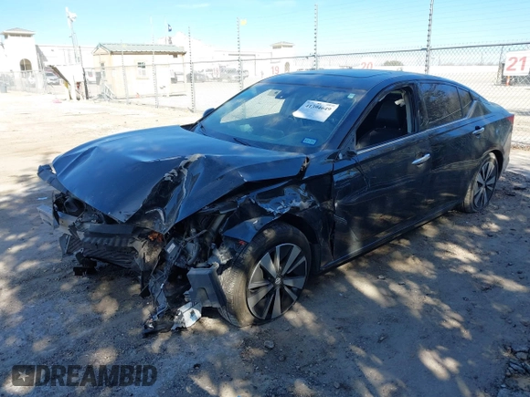 2019 Nissan Altima 2.5 SL with VIN 1N4BL4EV8KC255630, listed as a IAAI auction lot 41394649 with 111,728 mi miles. Bid and sale history available at carsss.com. Image 6.