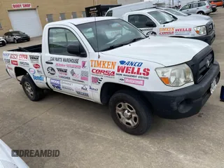2010 Toyota Tacoma with VIN 5TENX4CN6AZ703135, listed as a IAAI auction lot 41853780 with 304,209 mi miles. Bid and sale history available at carsss.com. Image 1.