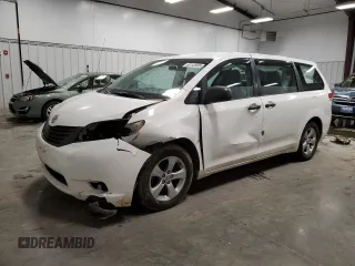 2013 Toyota Sienna L with VIN 5TDZK3DC3DS352709, listed as a Copart auction lot 50143905 with 126,059 mi miles and Salvage Title. Bid and sale history available at carsss.com. Image 1.