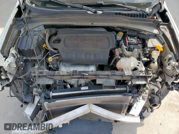 2020 Jeep Renegade Altitude with VIN ZACNJABB1LPL02416, listed as a Copart auction lot 57239765 with 102,631 mi miles and Clean title. Bid and sale history available at DreamBid. Image 12.