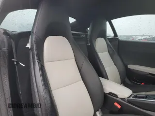 2018 Porsche 718 Cayman z VIN WP0AA2A82JK260195, wystawiony jako Copart lot #38854154 z przebiegiem 27 381 mil mil oraz . Historia ofert i sprzedaży dostępna na DreamBid. Obrazek 10.