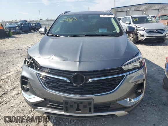 2021 Buick Encore GX Essence z VIN KL4MMFSL8MB077428, wystawiony jako Copart lot #71731754 z przebiegiem 51 432 mil mil oraz Szkoda całkowita • Salvage title. Historia ofert i sprzedaży dostępna na DreamBid. Obrazek 5.