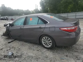 2015 Toyota Camry XLE z VIN 4T4BF1FK6FR516551, wystawiony jako Copart lot #58036375 z przebiegiem 160 631 mil mil oraz Szkoda całkowita • Salvage title. Historia ofert i sprzedaży dostępna na DreamBid. Obrazek 2.
