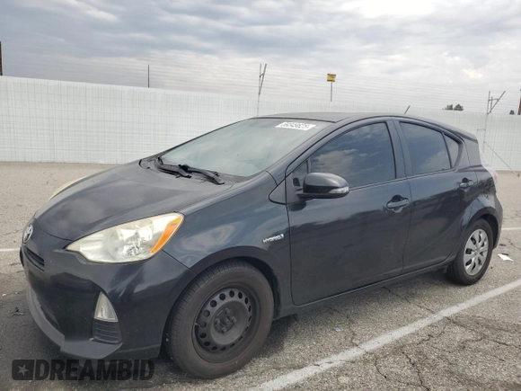 2013 Toyota Prius One z VIN JTDKDTB36D1048902, wystawiony jako Copart lot #59349625 z przebiegiem 202 882 mil mil oraz Szkoda całkowita • Salvage title. Historia ofert i sprzedaży dostępna na DreamBid. Obrazek 1.