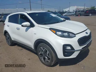 2020 Kia Sportage EX с VIN KNDPNCAC4L7833919, выставлен на аукционе IAAI как лот 42550999 с пробегом 41 681 миль миль и . История ставок и продаж доступна на DreamBid. Изображение 1.