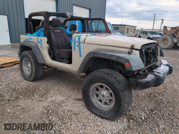 2013 Jeep Wrangler Sahara with VIN 1C4AJWBG9DL560781, listed as a Copart auction lot 61980265 with 86,436 mi miles and Salvage title. Bid and sale history available at DreamBid. Image 4.