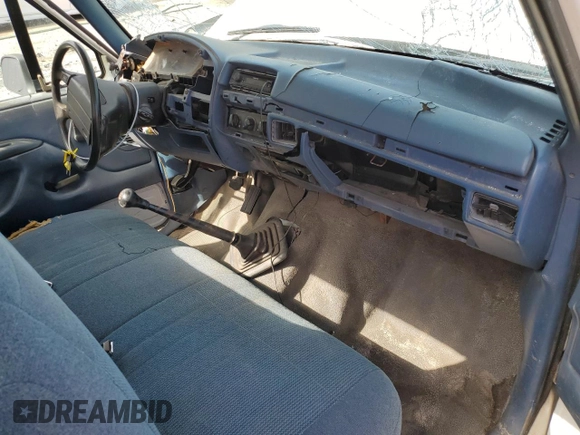 1996 Ford F-150 Special with VIN 1FTEF15Y8TLA13025, listed as a Copart auction lot 45472045 with 0 mi miles and Salvage Title. Bid and sale history available at carsss.com. Image 8.