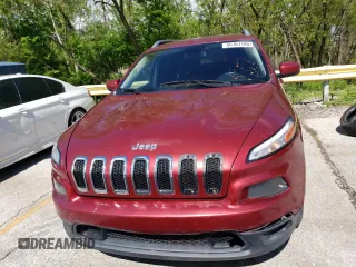 2015 Jeep Cherokee Latitude with VIN 1C4PJLCB9FW627800, listed as a Copart auction lot 56161195 with 213,821 mi miles and Clean Title. Bid and sale history available at DreamBid. Image 5.