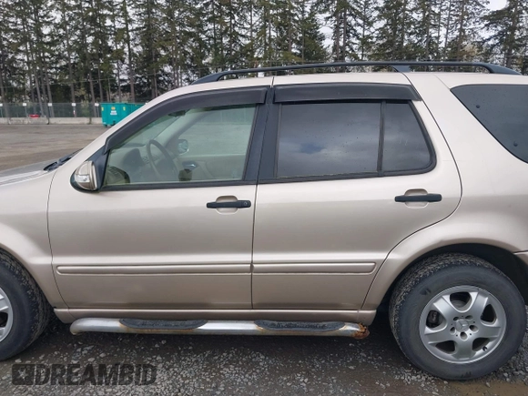 2002 Mercedes-Benz M 320/430/500 с VIN 4JGAB54E92A334912, выставлен на аукционе IAAI как лот 41825224 с пробегом 172 579 миль миль и . История ставок и продаж доступна на DreamBid. Изображение 14.