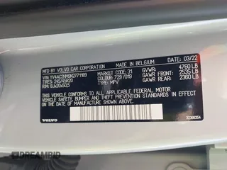 2022 Volvo XC40 R-Design z VIN YV4AC2HM9N2771189, wystawiony jako IAAI lot #41923125 z przebiegiem 24 125 mil mil oraz . Historia ofert i sprzedaży dostępna na DreamBid. Obrazek 9.