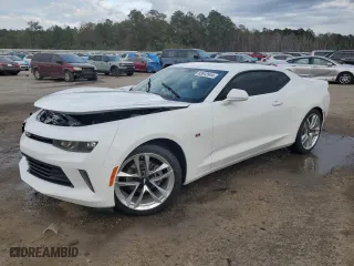 2017 Chevrolet Camaro 2LT with VIN 1G1FD1RX9H0103975, listed as a Copart auction lot 83843944 with 71,290 mi miles and Salvage Title. Bid and sale history available at carsss.com. Image 1.
